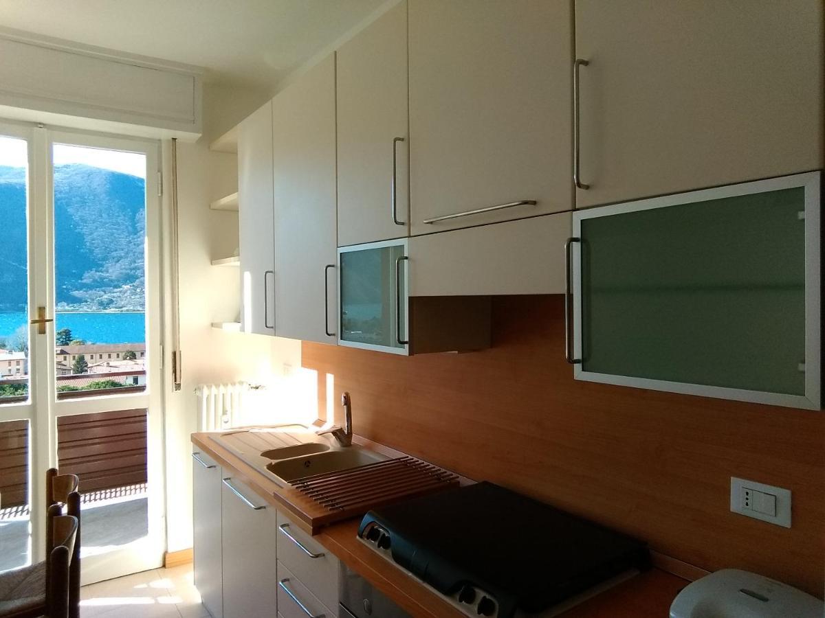 Апартаменты Miralago Casa Vacanze Манделло-дель-Ларио Экстерьер фото
